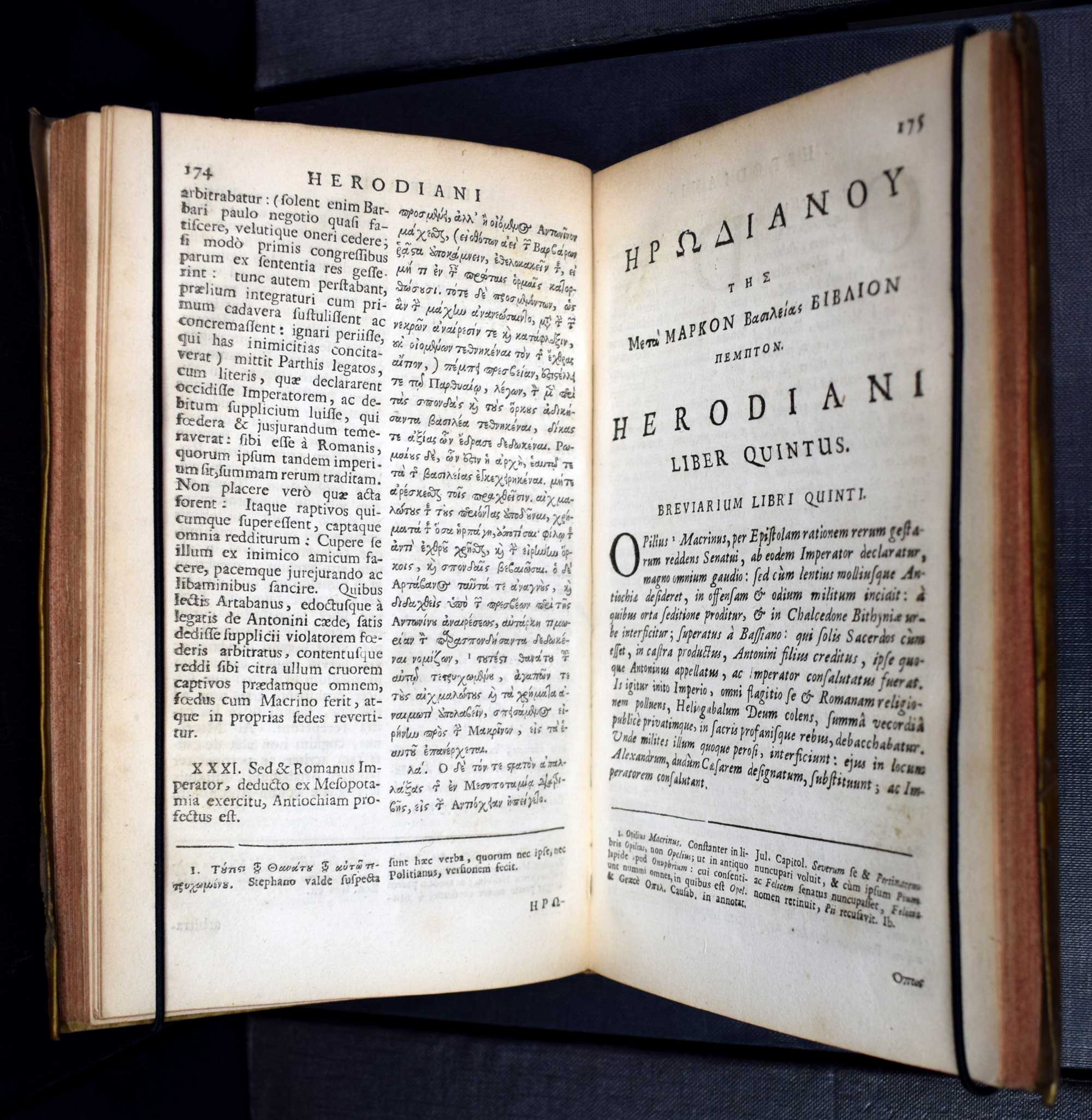Erodianou Istorion Biblia 8. Herofdianai Historiarum Libri 8. Recogniti & Notis Illustrati.