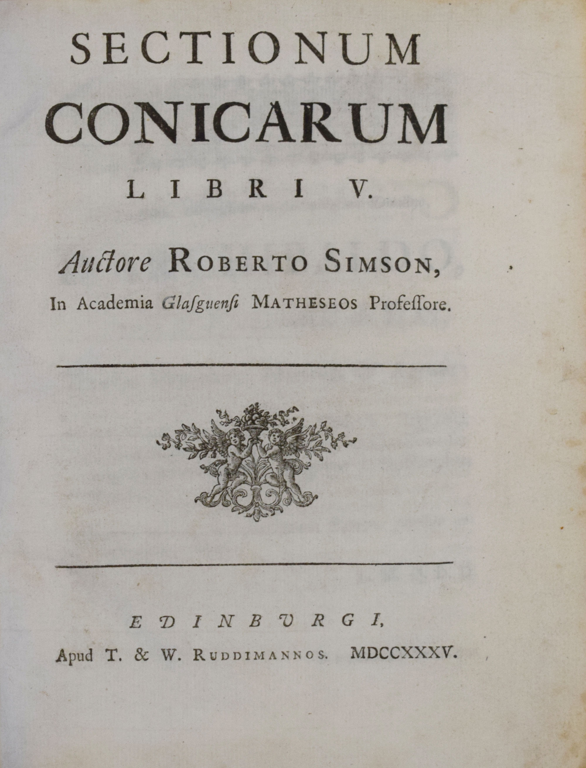 Sectionum Conicarum. Libri V.