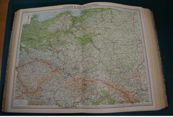 The Times Survey Atlas of the World. 1922. Selfridge Edition.